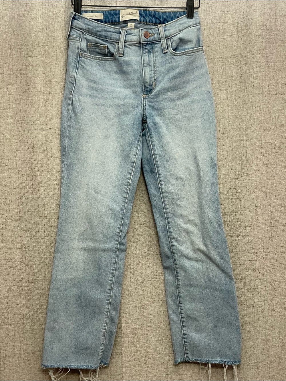 Universal Thread Light Blue Ankle Boot Cut Jeans
